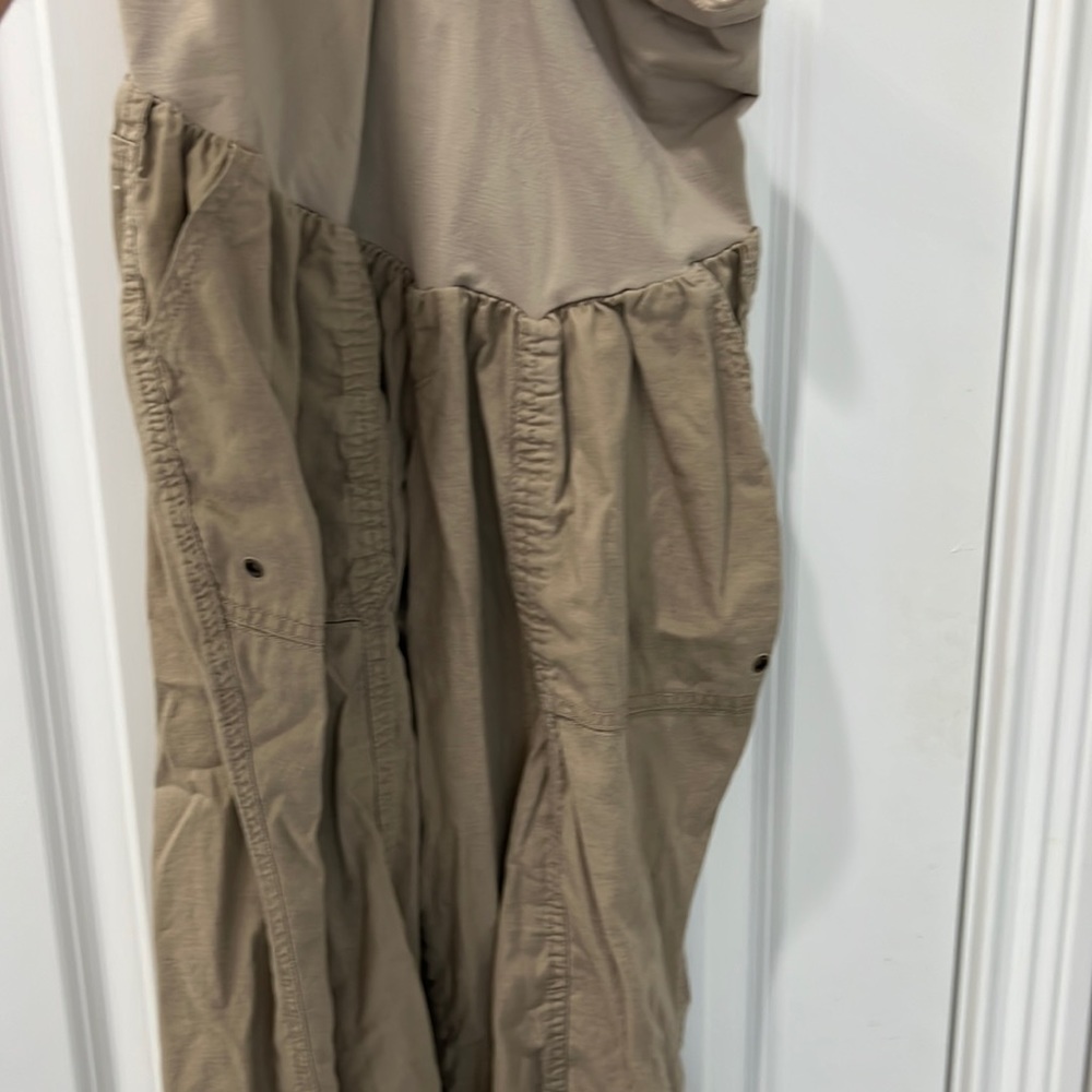 Motherhood maternity capris - bundle of 2 pairs